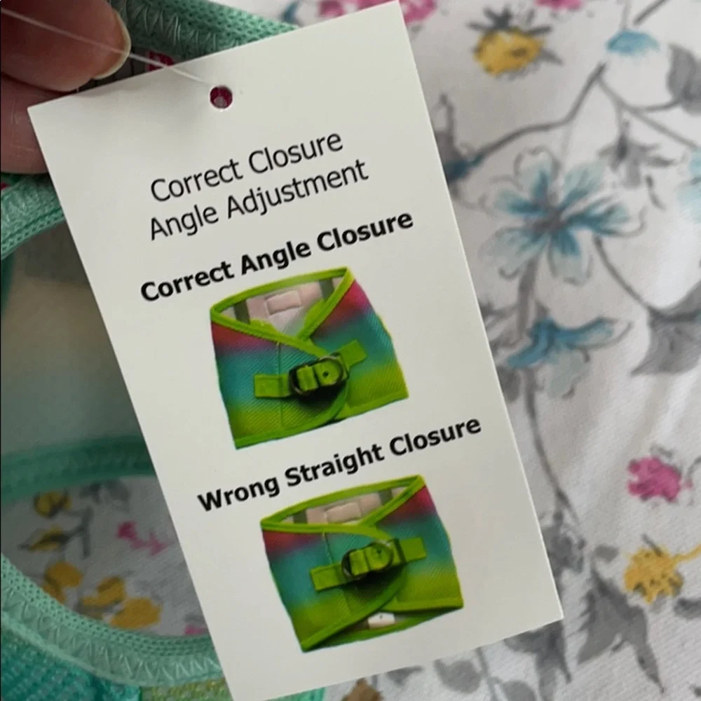 No-Choke Mesh Harness excellent gently used condition tags have been removed.